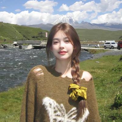 纯真小镇的夫人